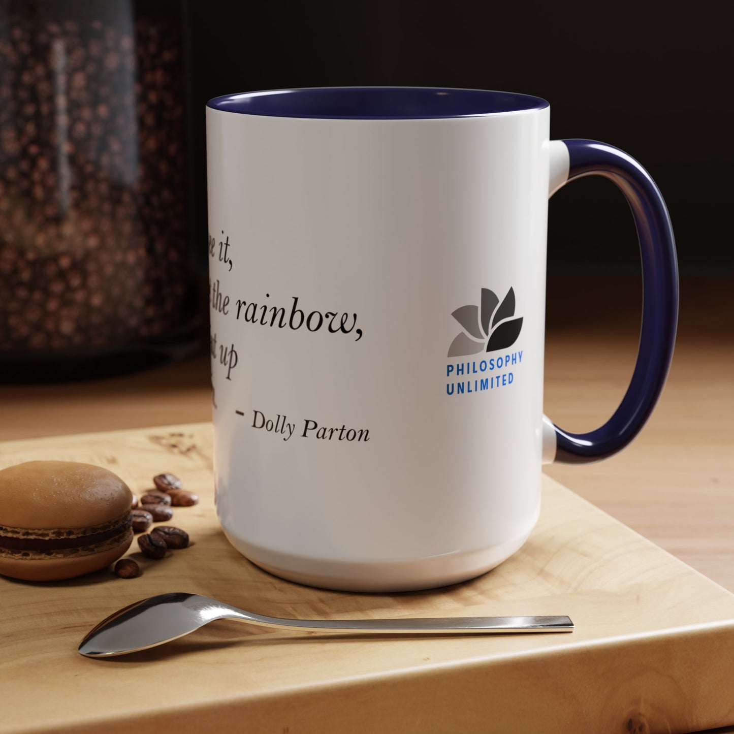 The Storm Is Over Accent™ Kaffekrus 11 oz (0,33 l) / 15 oz (0,44 l) (Hvit Tema): Dolly Parton Quotes