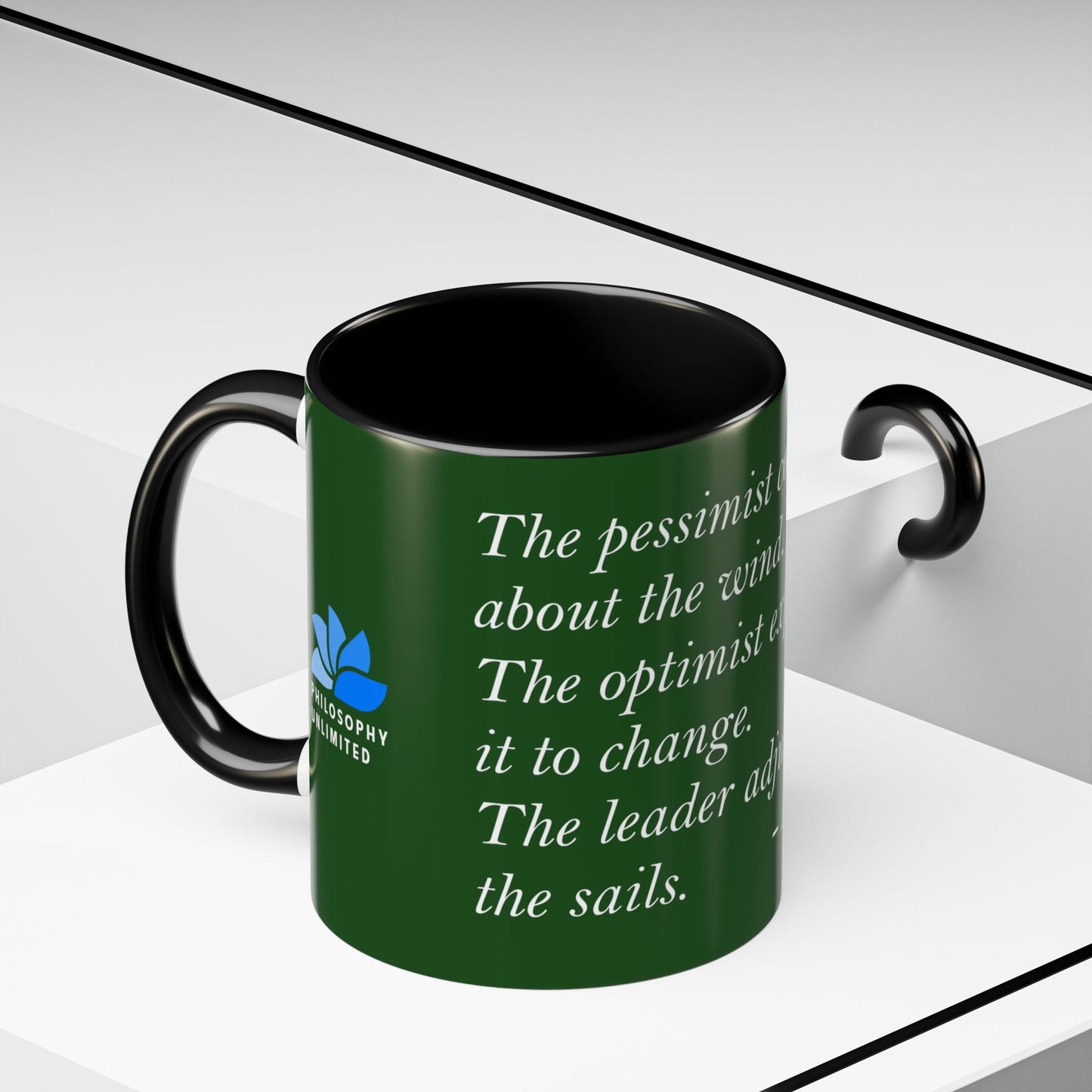 The Storm Is Over Accent™ Kaffekrus 11 oz (0,33 l) / 15 oz (0,44 l) (Grønn Tema): John Maxwell Quotes