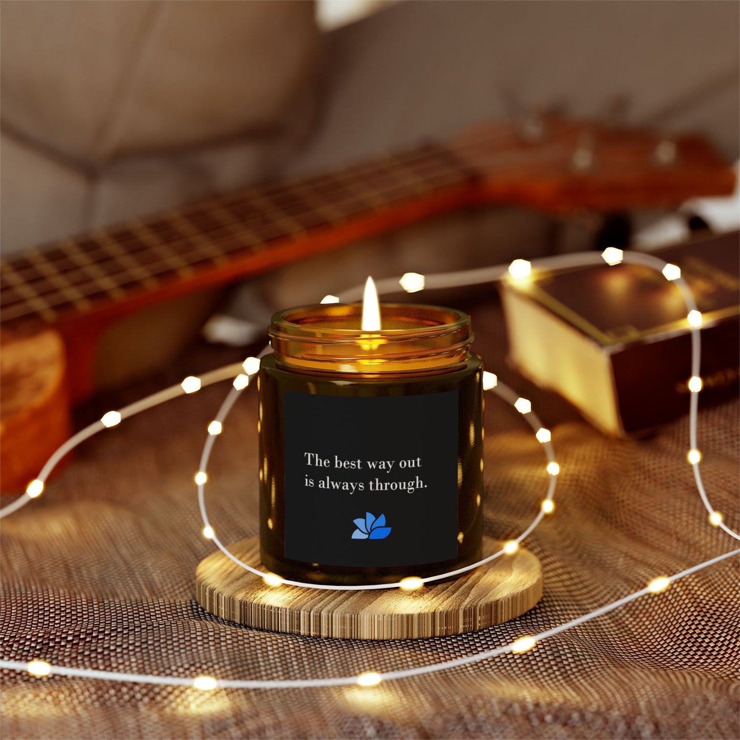Possible Still™ Duftende Lys (4oz, 9oz) (Svart Tema): Robert Frost Quotes