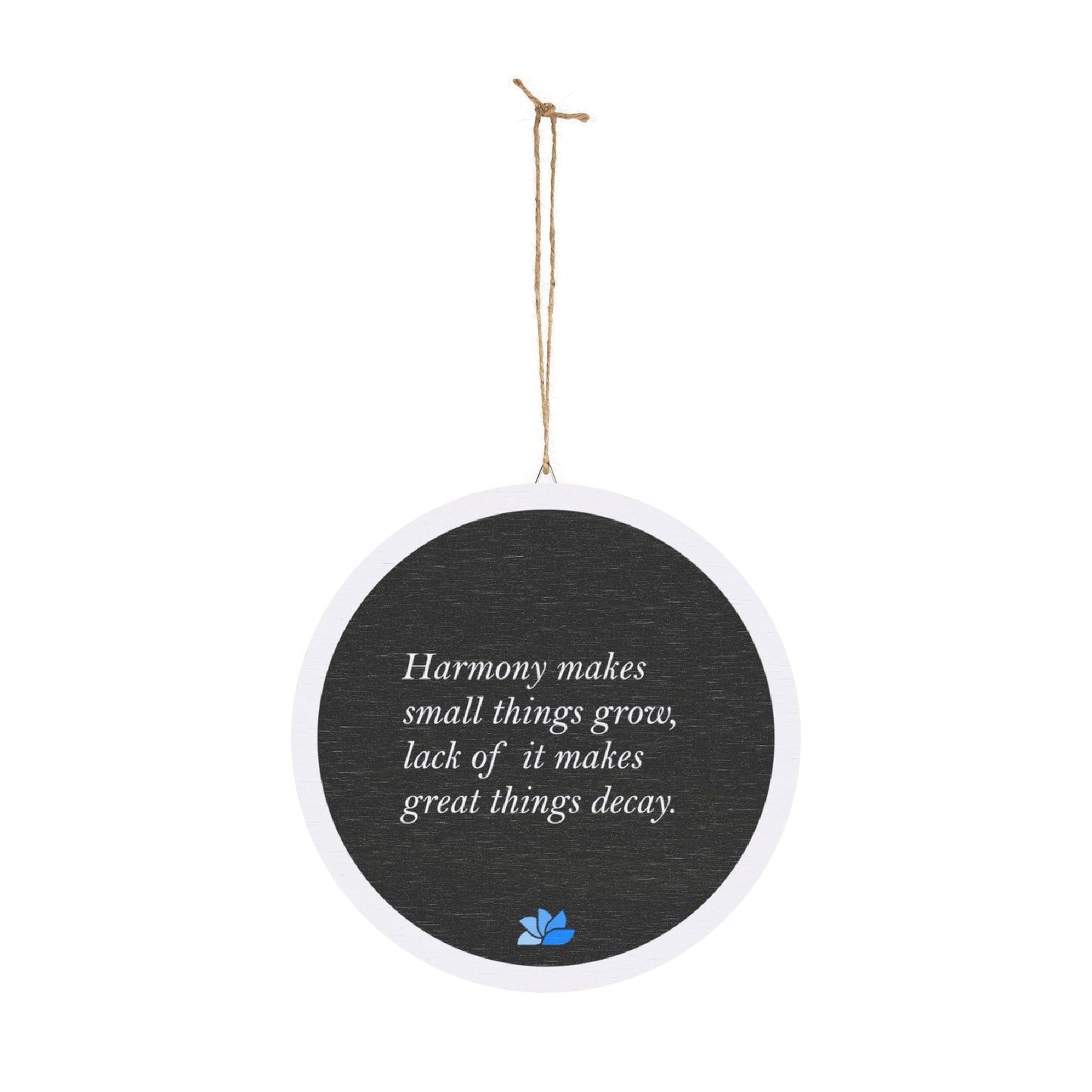 New Harmony™ Tre Hengende Skilt (Svart): Sallust Quotes
