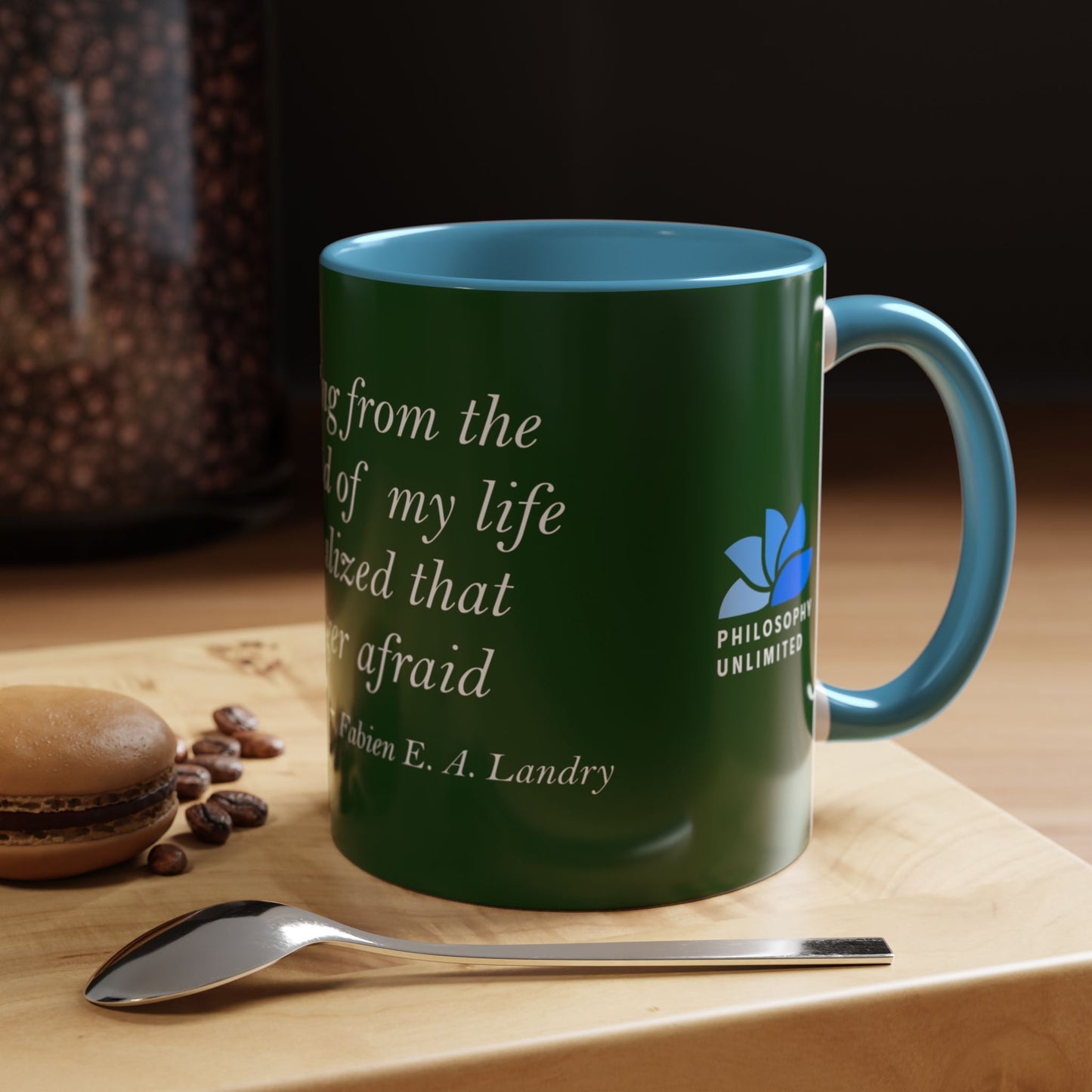 The Storm Is Over Accent™ Kaffekrus 11 oz (0,33 l) / 15 oz (0,44 l) (Grønn Tema): Fabien Landry Quotes